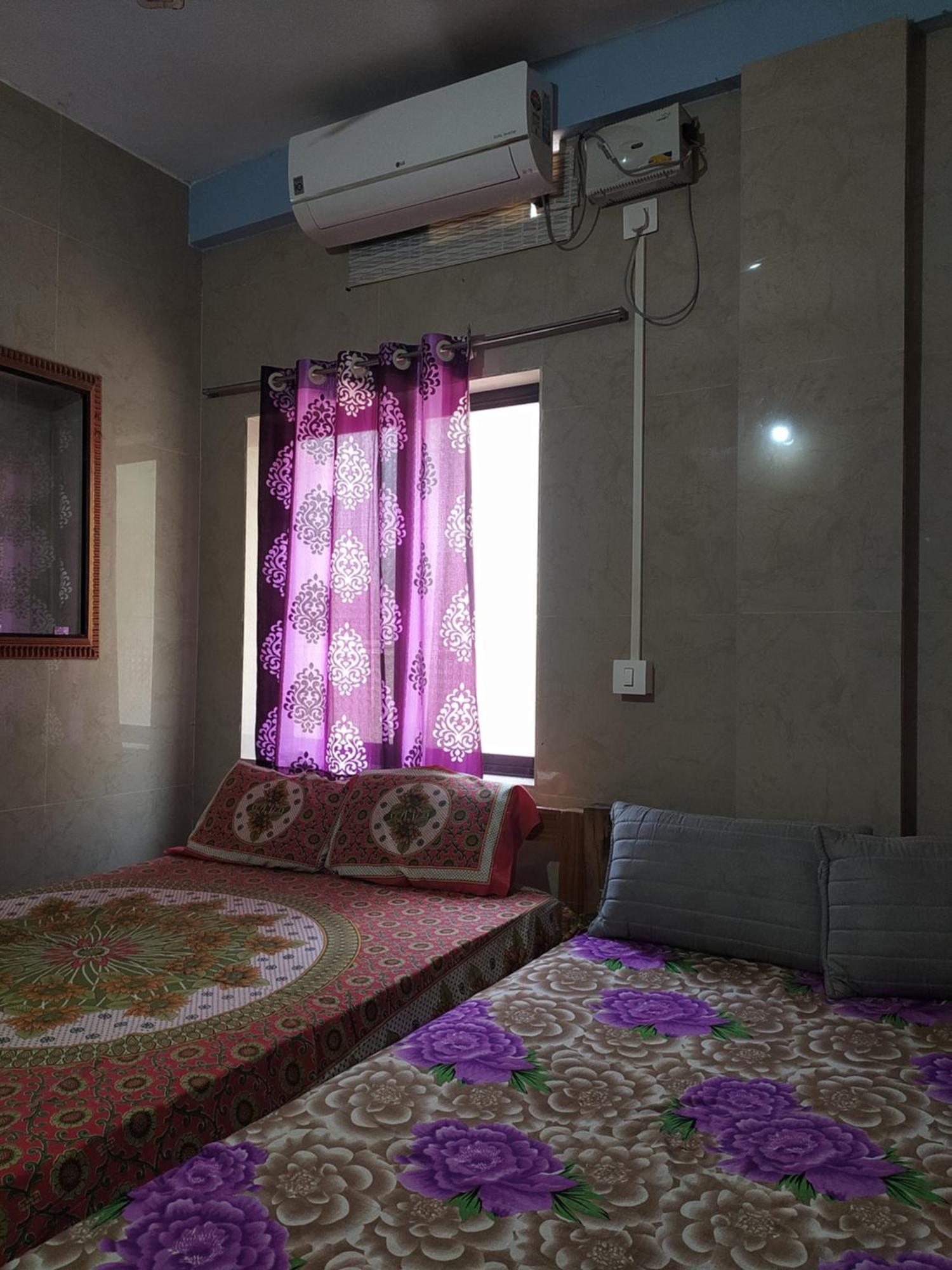 Sarvesh Arundekar Home Stay In Beach Side Ac Room Гокарна Екстериор снимка